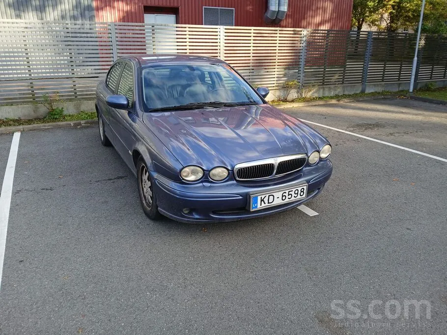 Jaguar X-Type 2004 photo 2