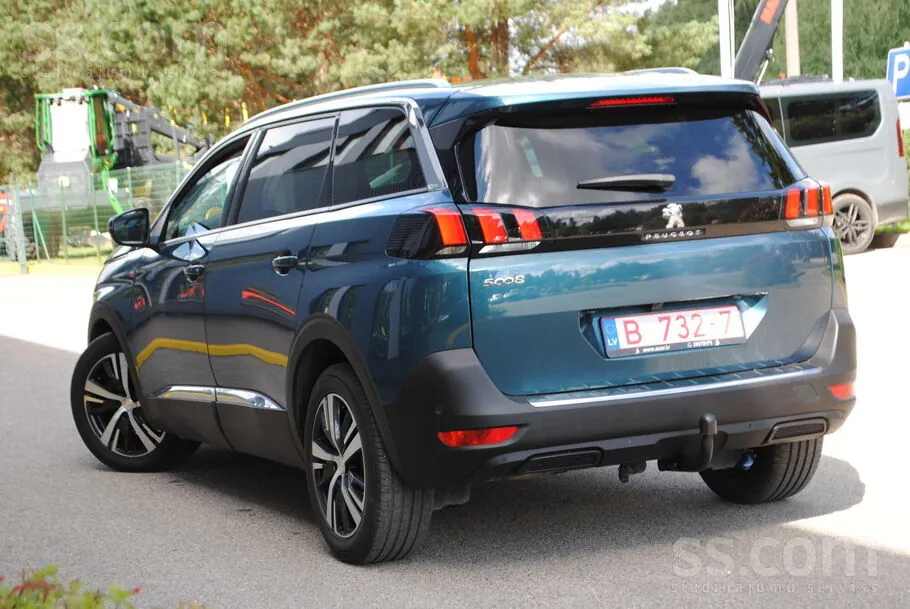 Peugeot 5008 2018 photo 3