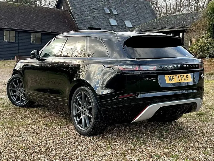 Land Rover Range Rover Velar 2021 photo 3