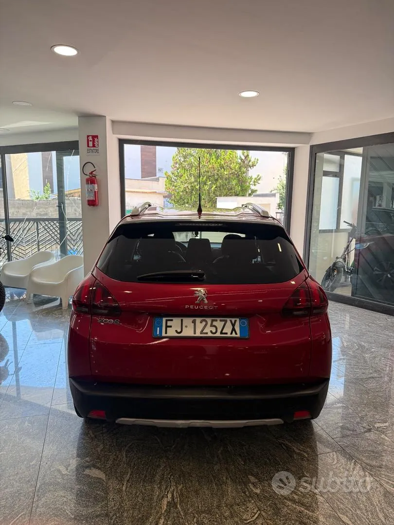 Peugeot 2008 2017 photo 5