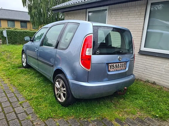Skoda Roomster 2007 photo 2
