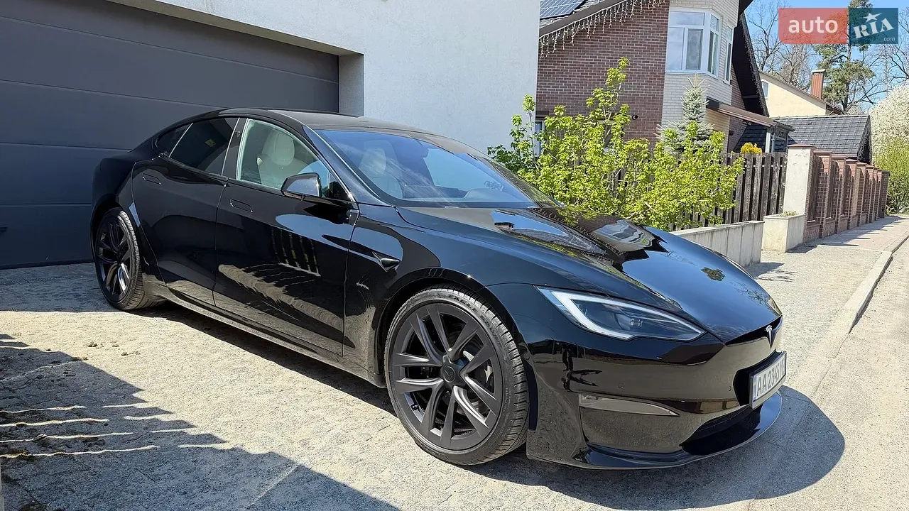 Tesla Model S