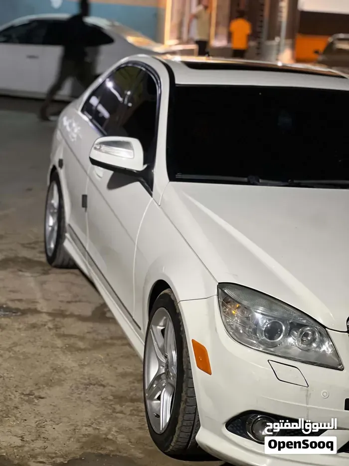 Mercedes-Benz C-Class 2010 photo 4
