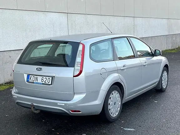 Ford Focus 2010 photo 4