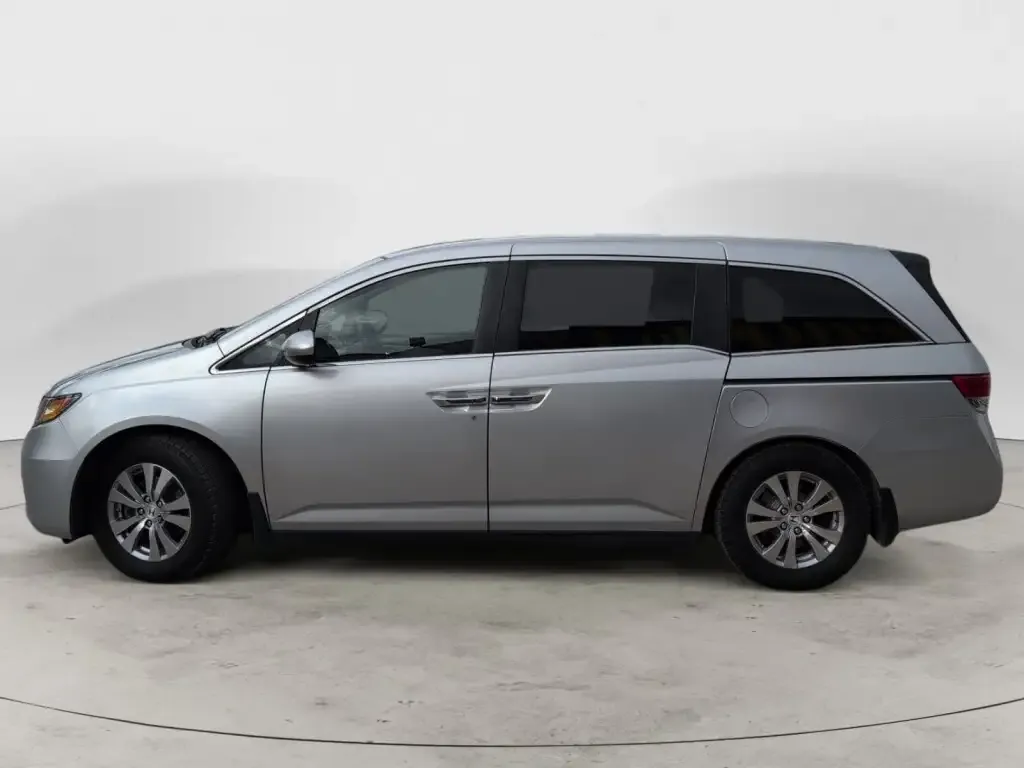 Honda Odyssey 2014 photo 4