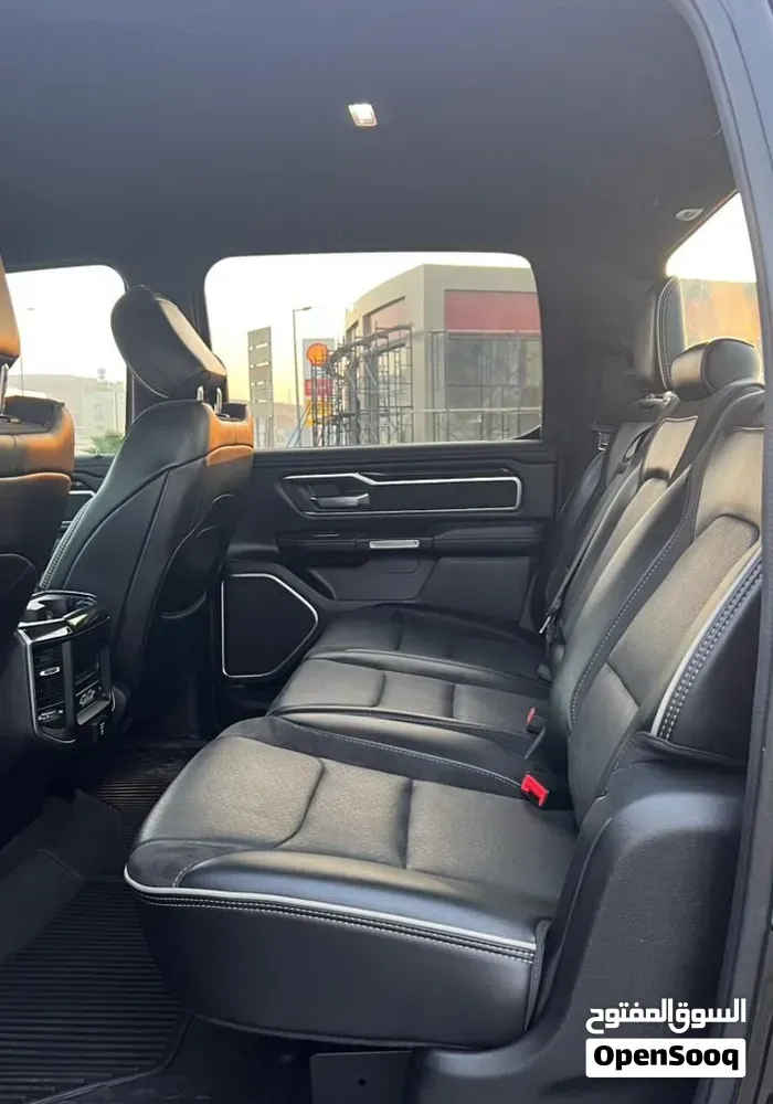 Dodge Ram Laramie 2019 photo 3