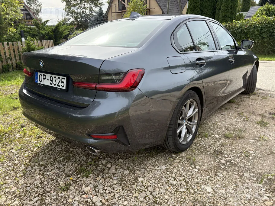 BMW 318D 2021 photo 5