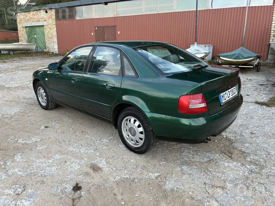Audi A4 2000 photo 4