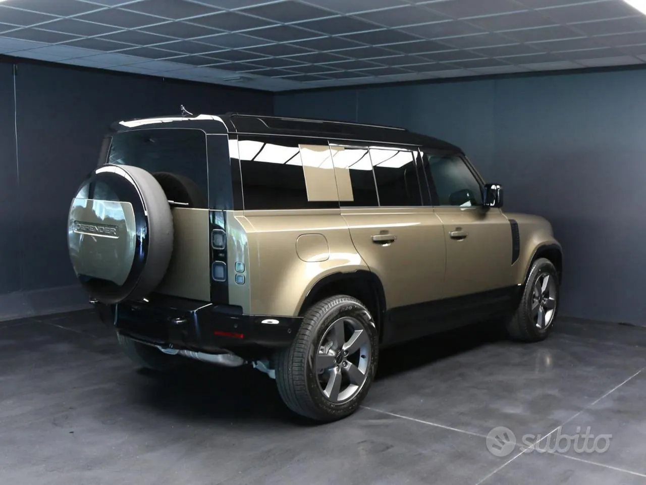 Land Rover Defender 2026 photo 3