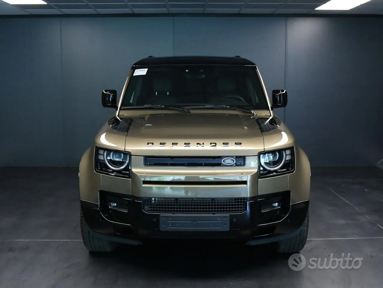 Land Rover Defender 2026 photo 2