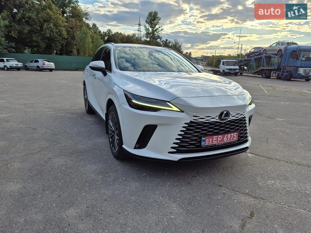 Lexus Rx 2023 photo 3