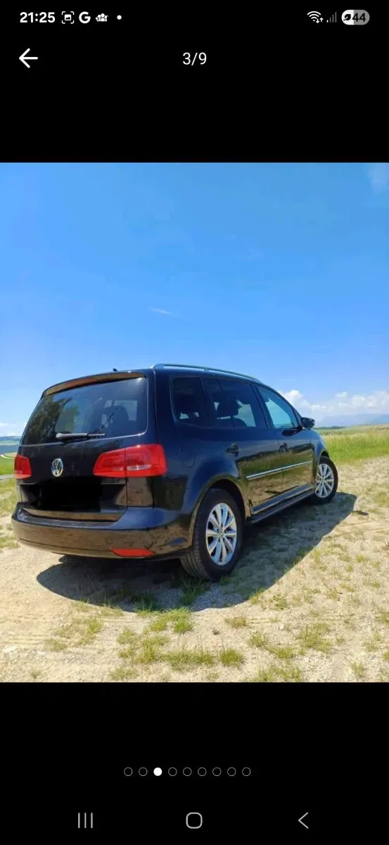 Volkswagen Touran 2011 photo 3