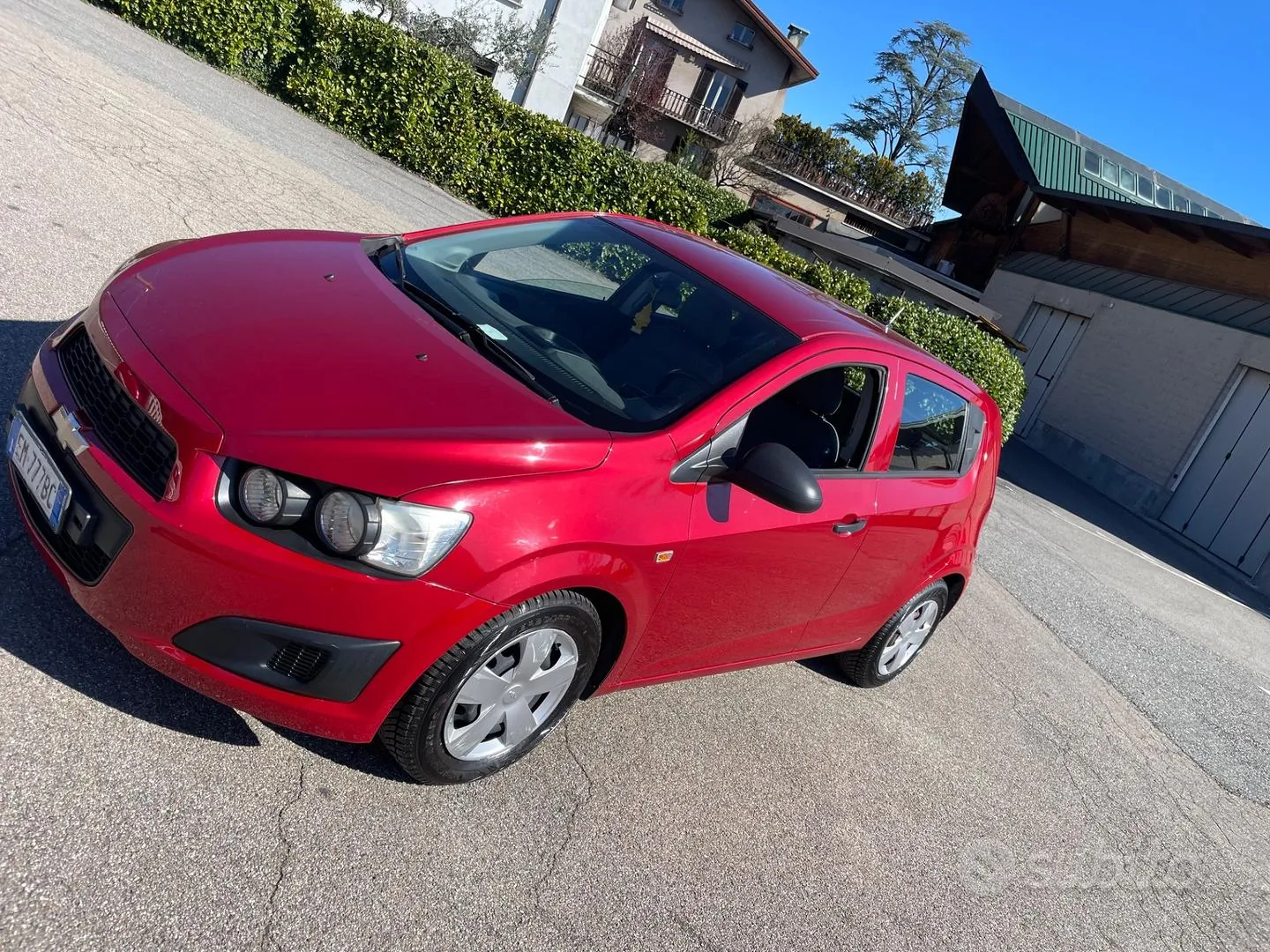 Chevrolet Aveo 2012 photo 2