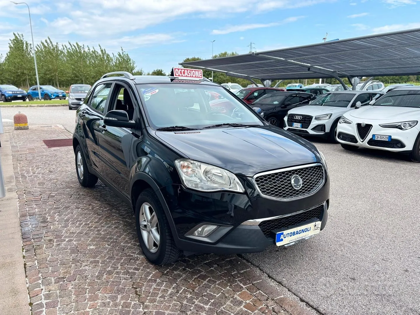 KG Mobility Korando 2012 photo 2