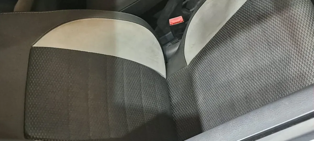 Volkswagen Polo 2012 photo 3