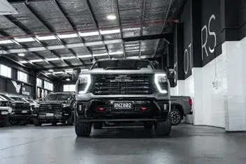 Chevrolet Silverado 2025 photo 5