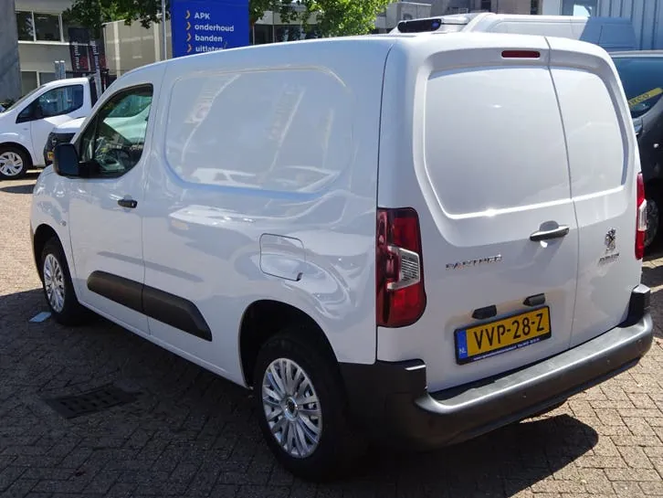 Peugeot Partner 2023 photo 3
