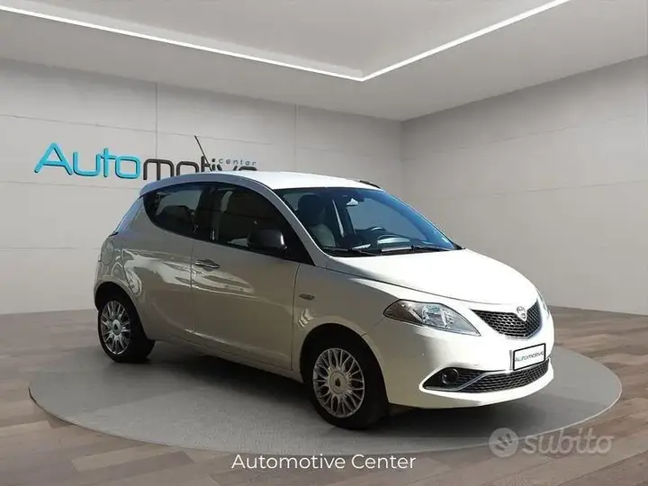 Lancia Ypsilon 2017 photo 5