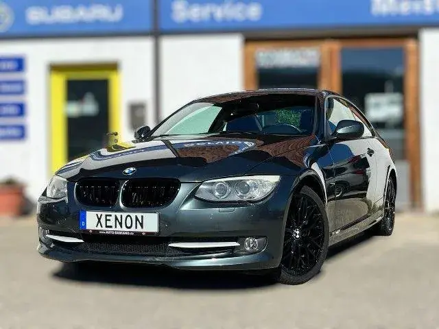 BMW 320I