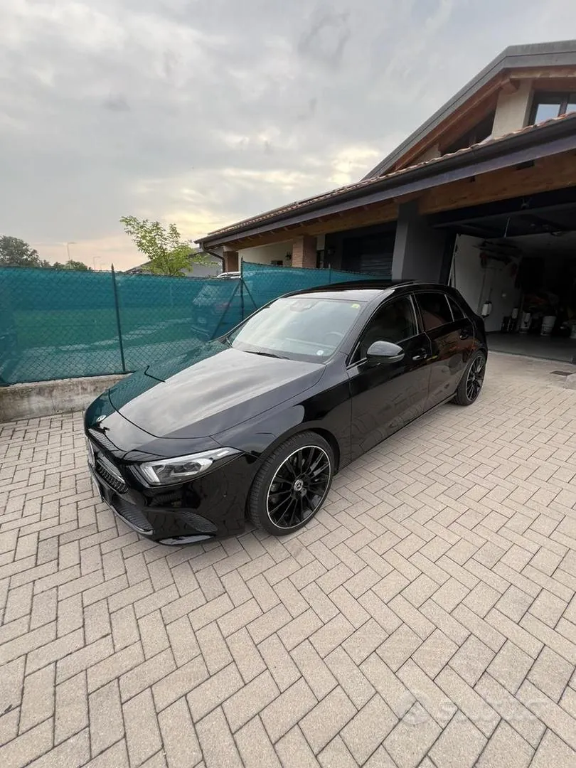Mercedes-Benz A220D