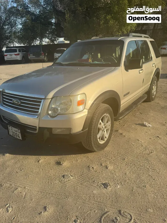 Ford Explorer 2005 photo 5