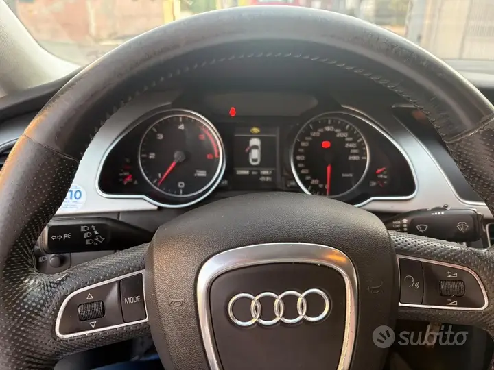Audi A5 2011 photo 4