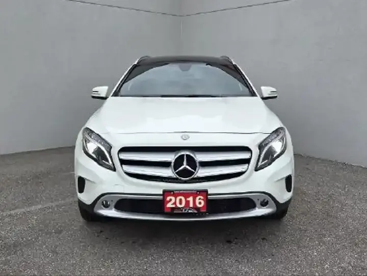 Mercedes-Benz Gla 2016 photo 4
