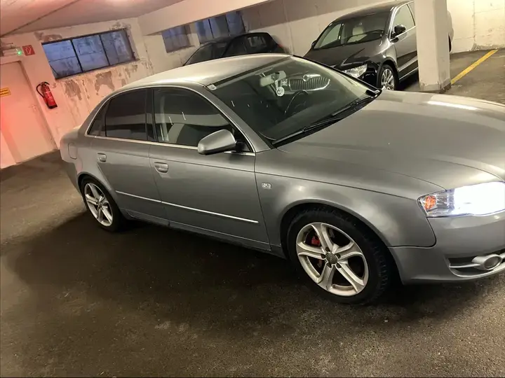 Audi A4 2006 photo 2