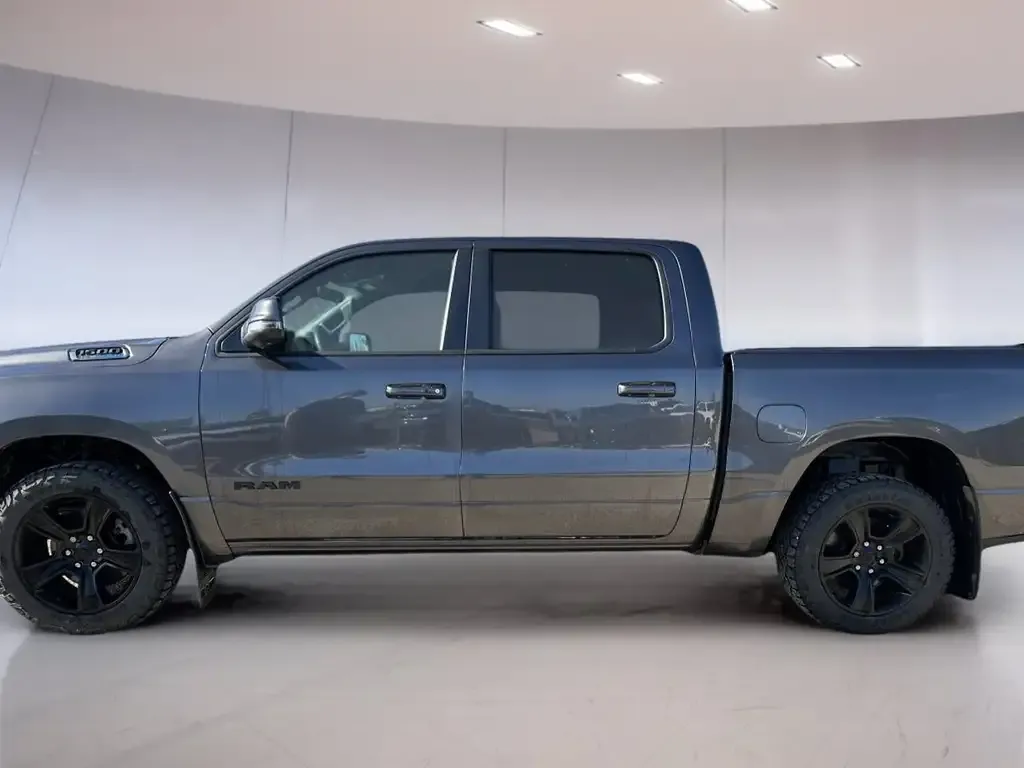 Ram 1500 2023 photo 2