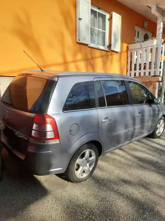 Opel Zafira 2008 photo 3