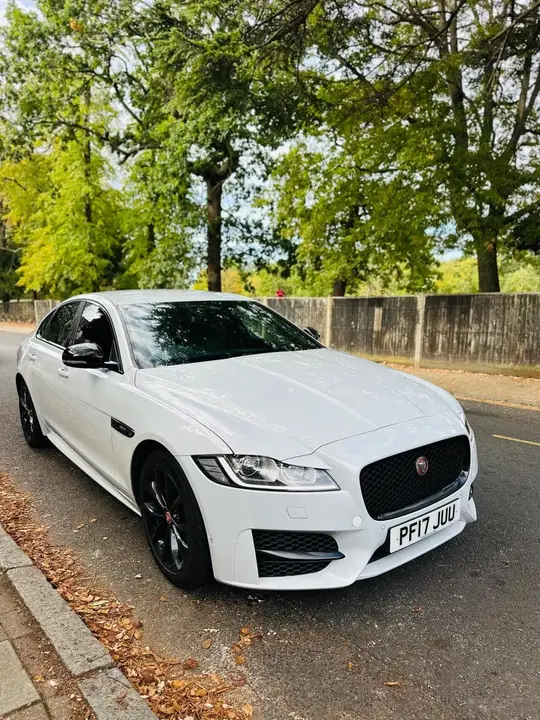 Jaguar Xf 2017 photo 2