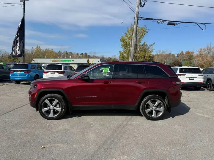Jeep Grand Cherokee 2022 photo 2