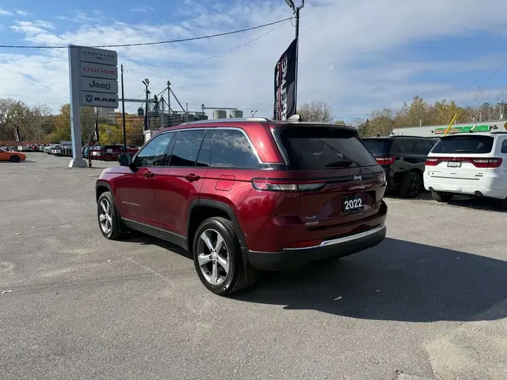 Jeep Grand Cherokee 2022 photo 3