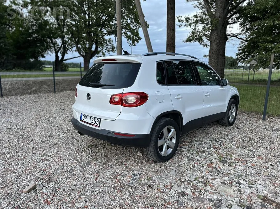 Volkswagen Tiguan 2010 photo 4
