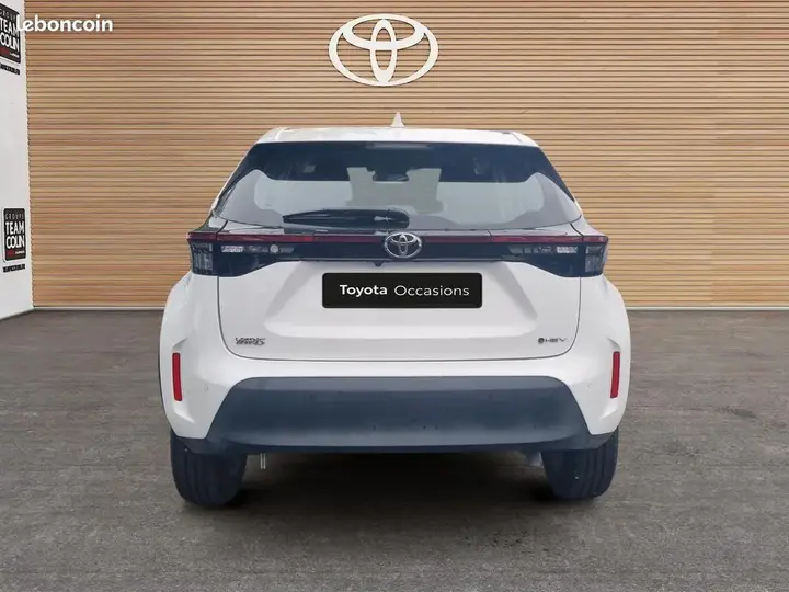 Toyota Yaris Cross 2024 photo 4