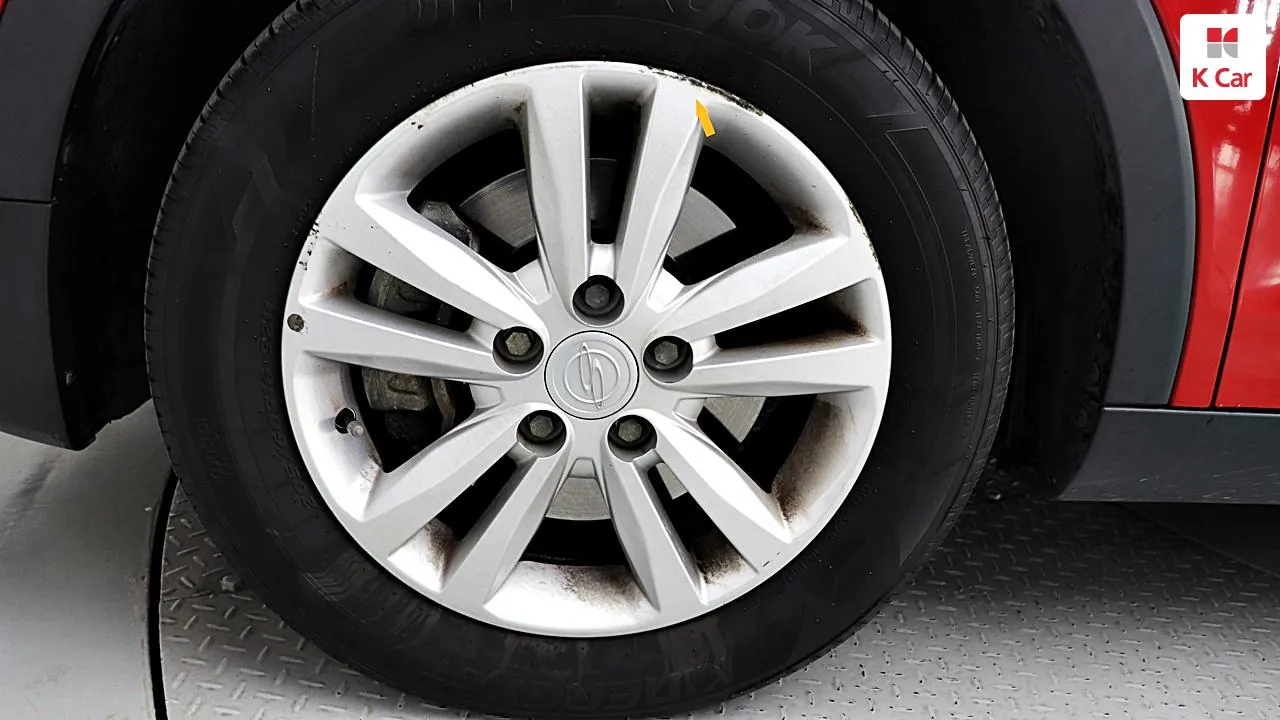 KG Mobility Tivoli 2017 photo 5