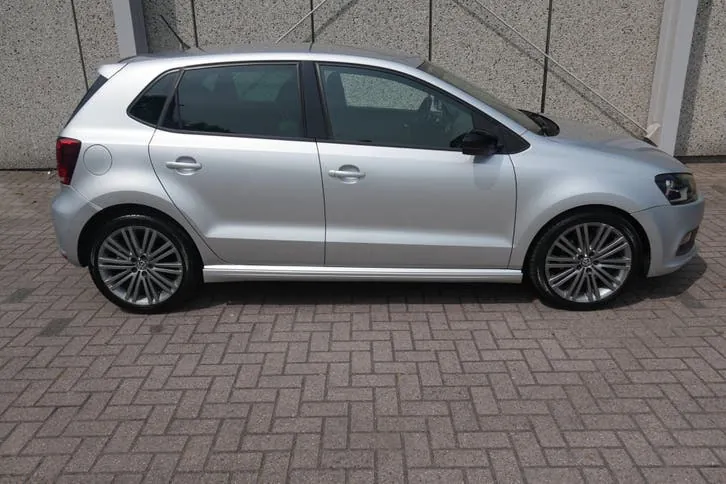 Volkswagen Polo 2013 photo 3