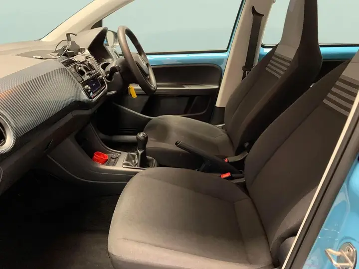 Volkswagen Up 2023 photo 4
