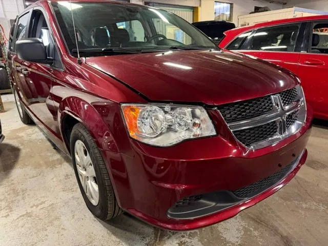 Dodge Grand Caravan 2018 photo 2