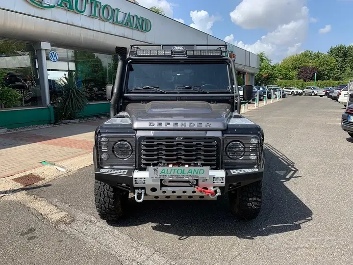 Land Rover Defender 2002 photo 3