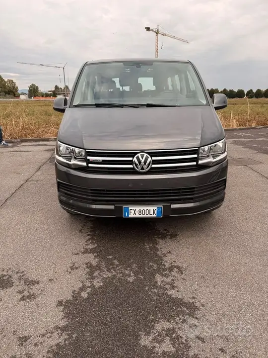 Volkswagen Caravelle