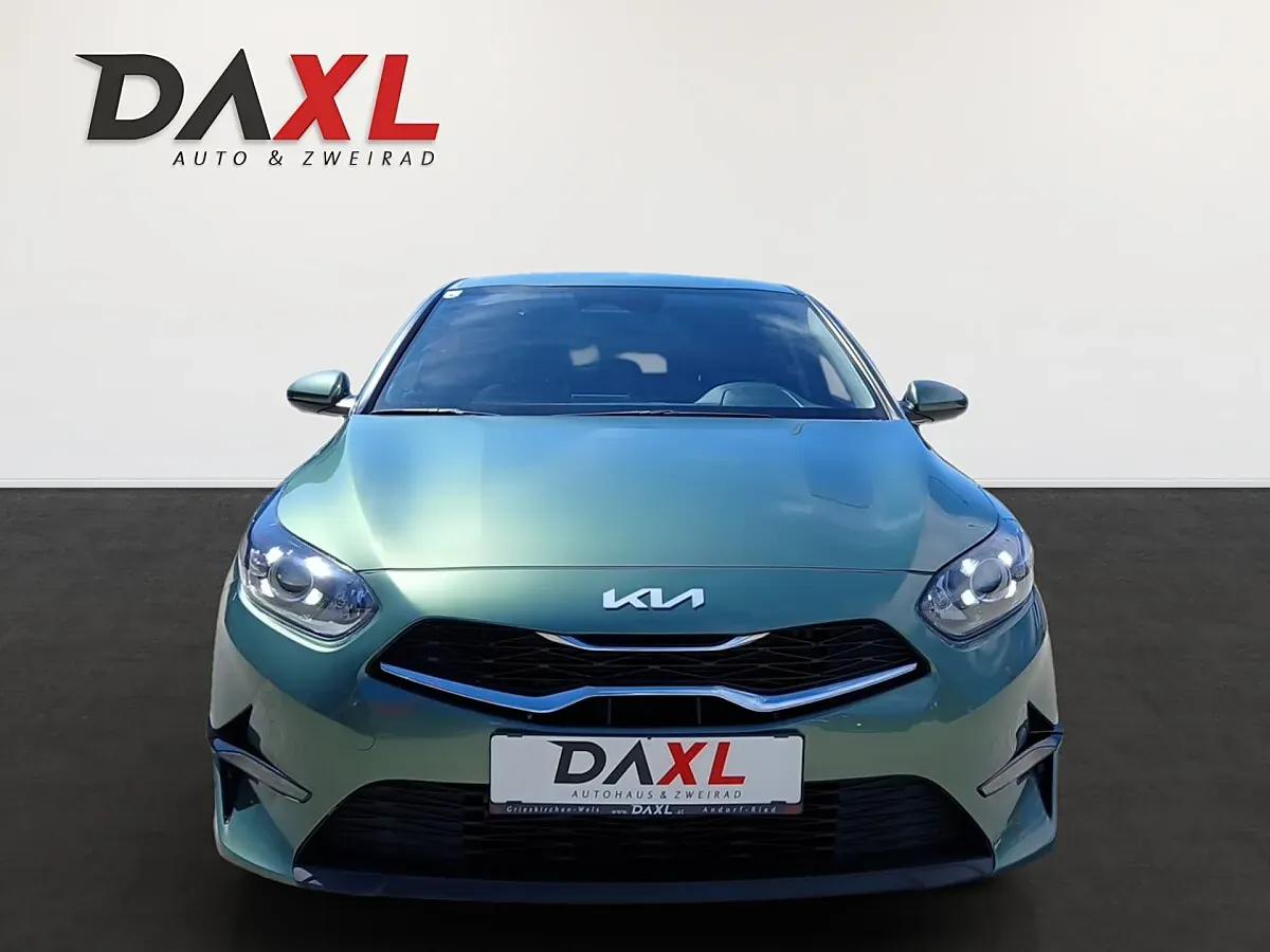 Kia Ceed 2024 photo 2