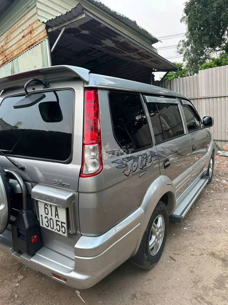 Mitsubishi Jolie 2005 photo 4