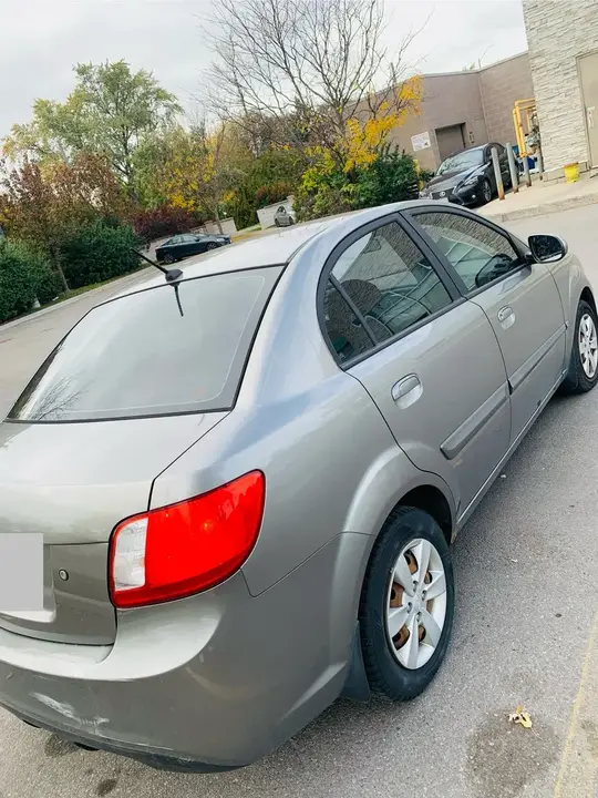 Kia Rio 2010 photo 4