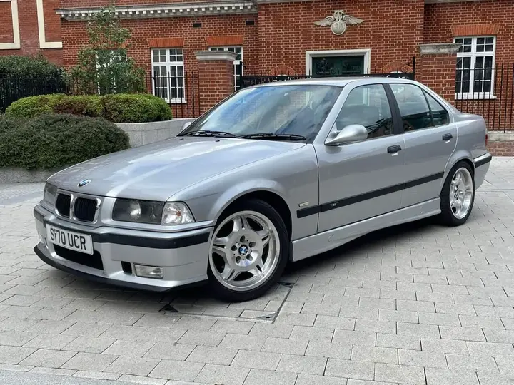 BMW M3 1998 photo 2