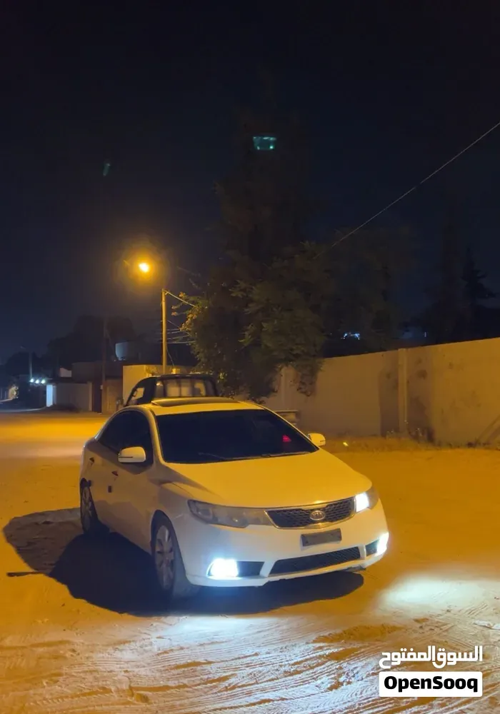 Kia Cerato 2012 photo 3