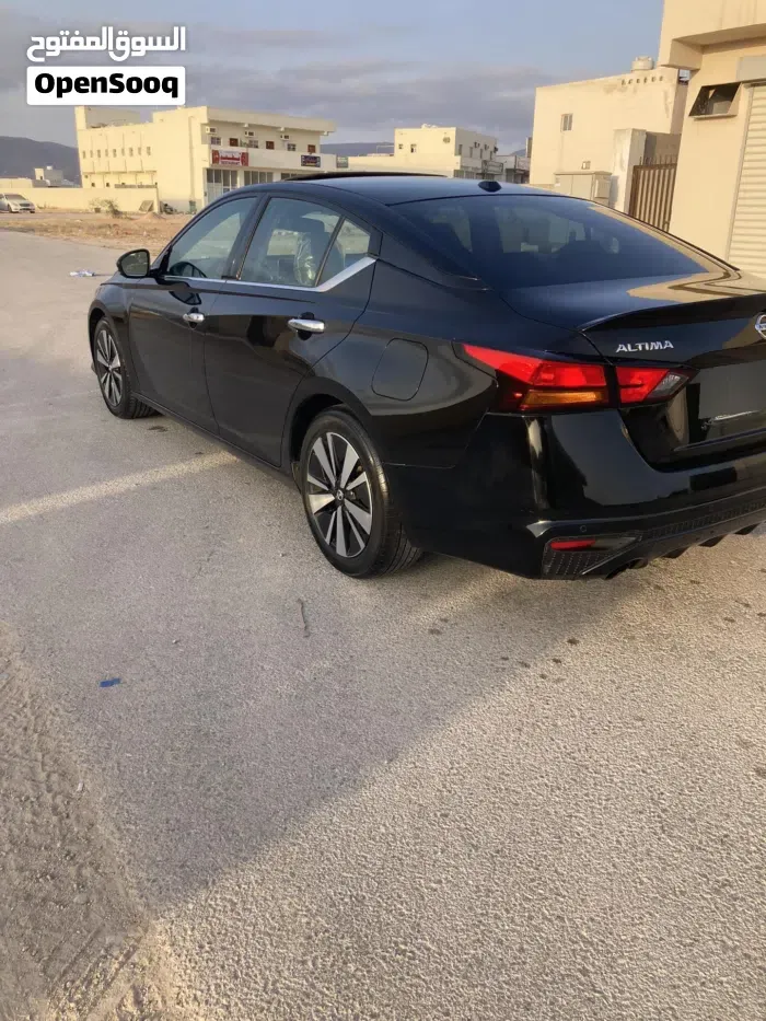 Nissan Altima 2019 photo 4