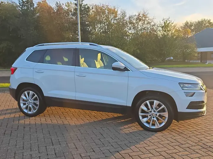 Skoda Karoq 2021 photo 2