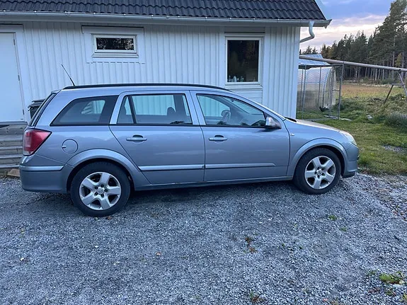 Opel Astra 2006 photo 2
