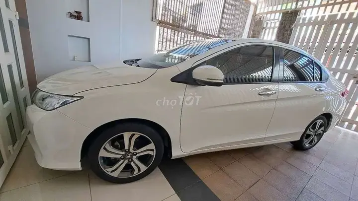Honda City photo 2